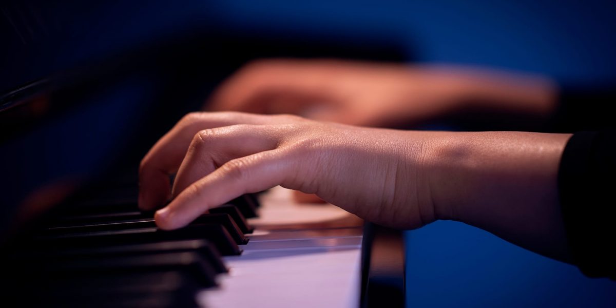 60a2b648949fee15875ecbad__DSC4240opt-p-2000