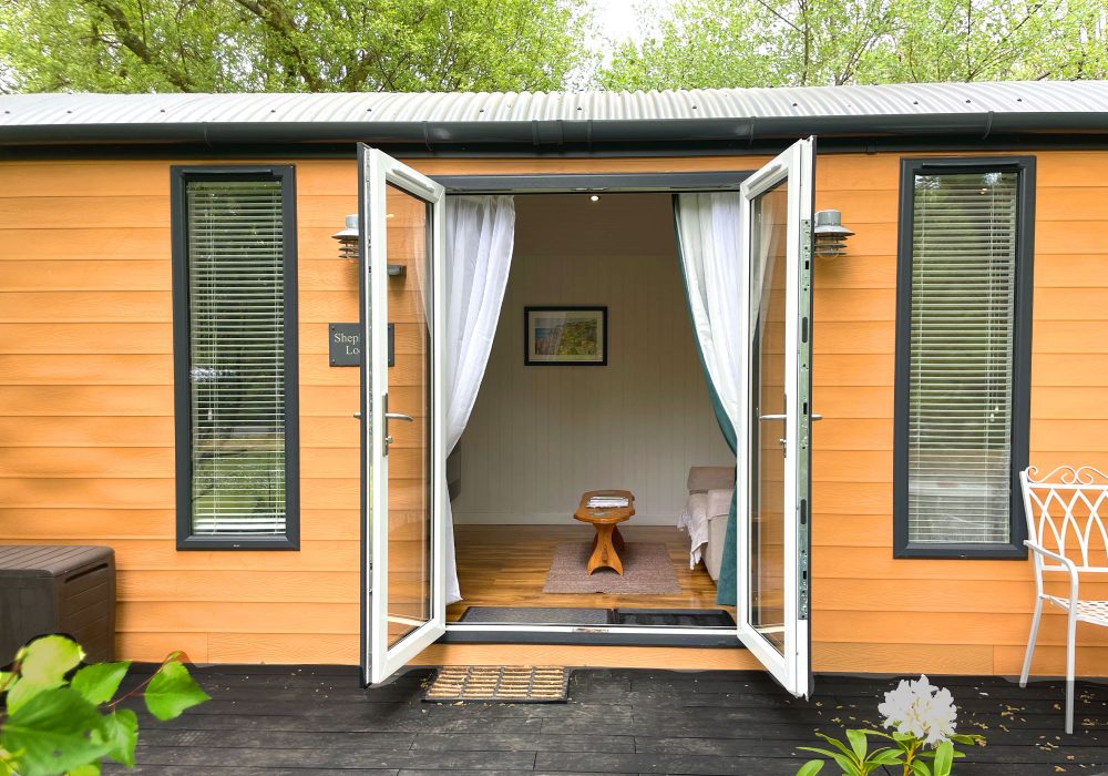 CShepherds-Hut-April-2026--3
