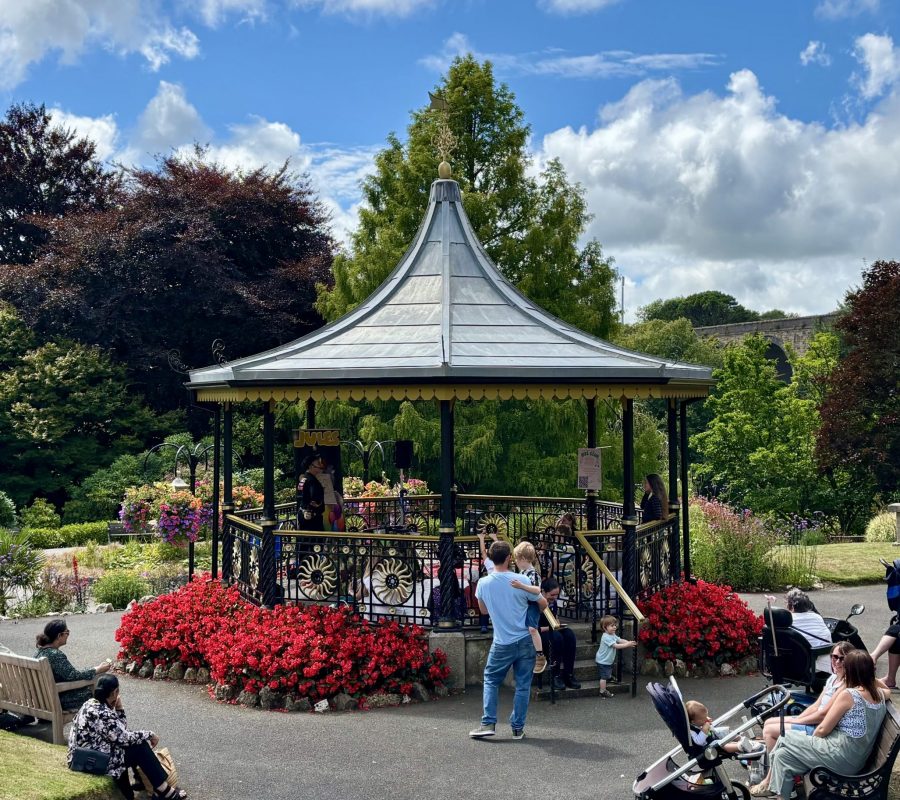 Our Great Little Kids Club - Victoria Gardens Bandstand