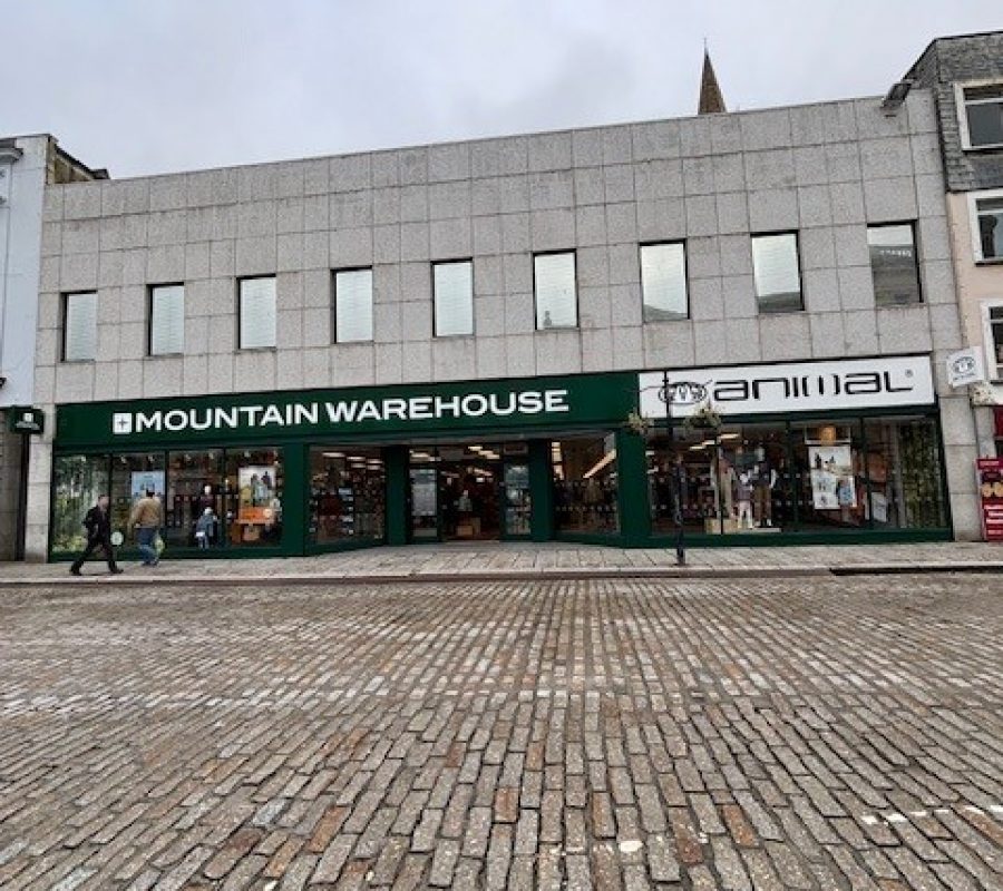 Mountain warehouse