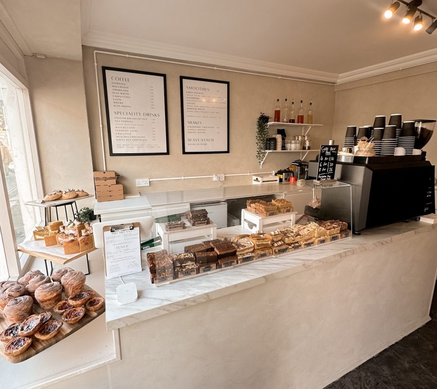 Taupe Cakery 1