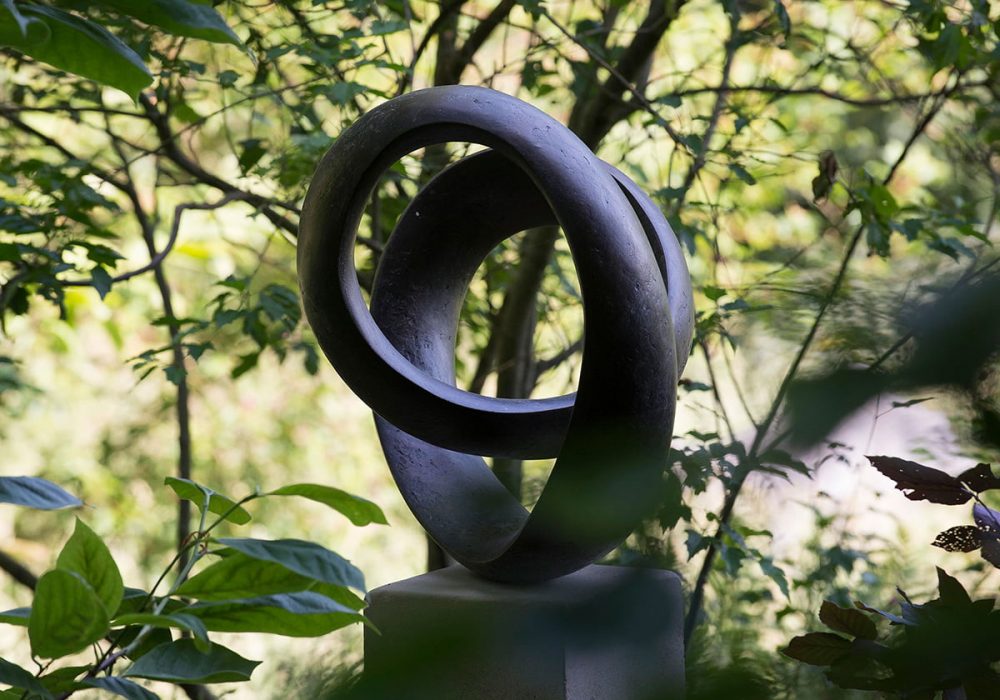 Untitled-1_0000_Richard-Fox-Bronze-Ravel-VII-bg