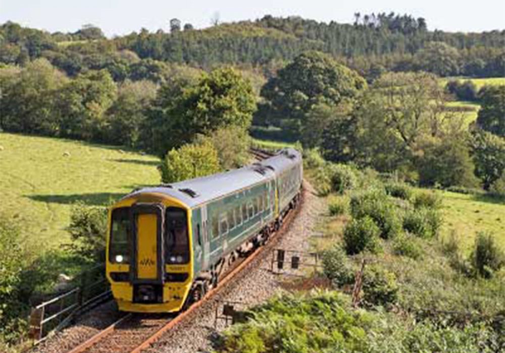 Untitled-1_0000_tarka-line-medium-square2-by-antony-christie