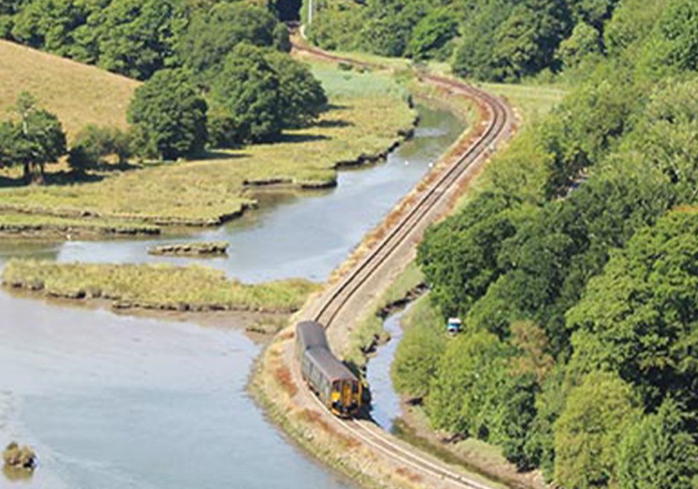 Untitled-1_0002_looe-valley-line-medium-square2