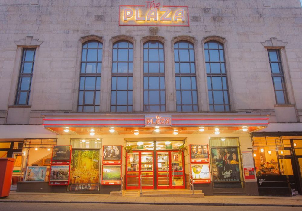 Untitled-1_0002_plaza