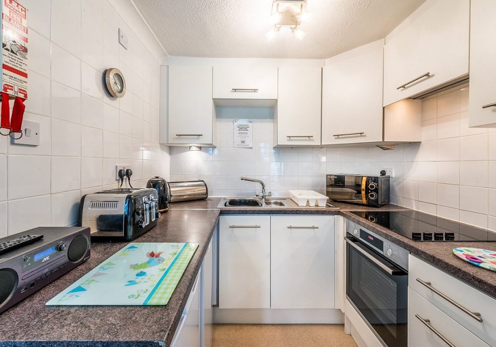 Untitled-1_0010_kitchen-in-the-dairy