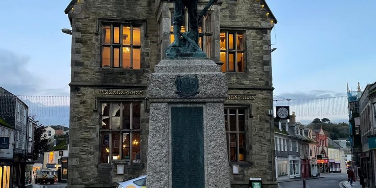 War Memorial before poppies