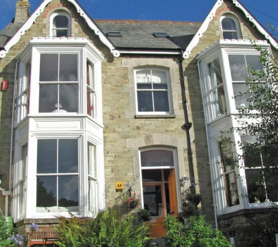 cliftons-guest-house-pu499852f4ydv1wezmoshklkgleuyrgzlikjlqmc7s