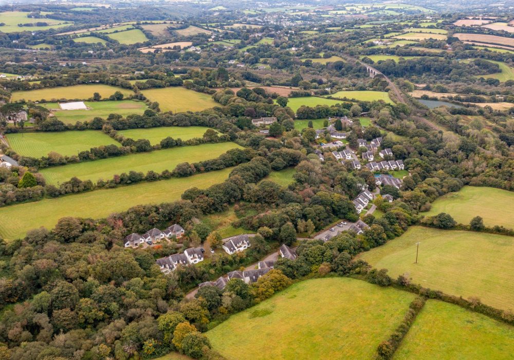 valley and railway drone image the valley cottages (1)